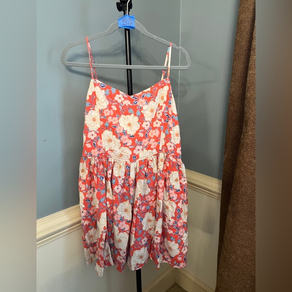 aerie Dresses & Skirts - aerie Coral Floral Spaghetti-Strap Dress